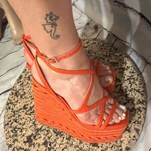 Amazing Aldo Strappy Orange Wedge Espadrilles Size 8